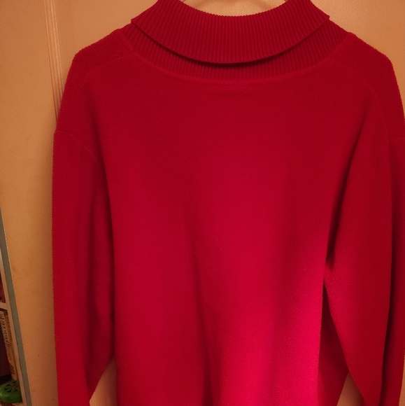 Beautiful Red Fleece Sweater..Plus Size, Excellent Condition, SOFT! - Picture 3 of 3